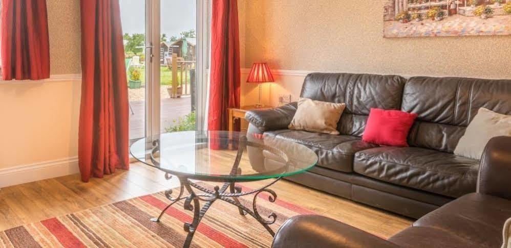 Ellingham Self-Catering Cottages Saint Peter Port المظهر الخارجي الصورة